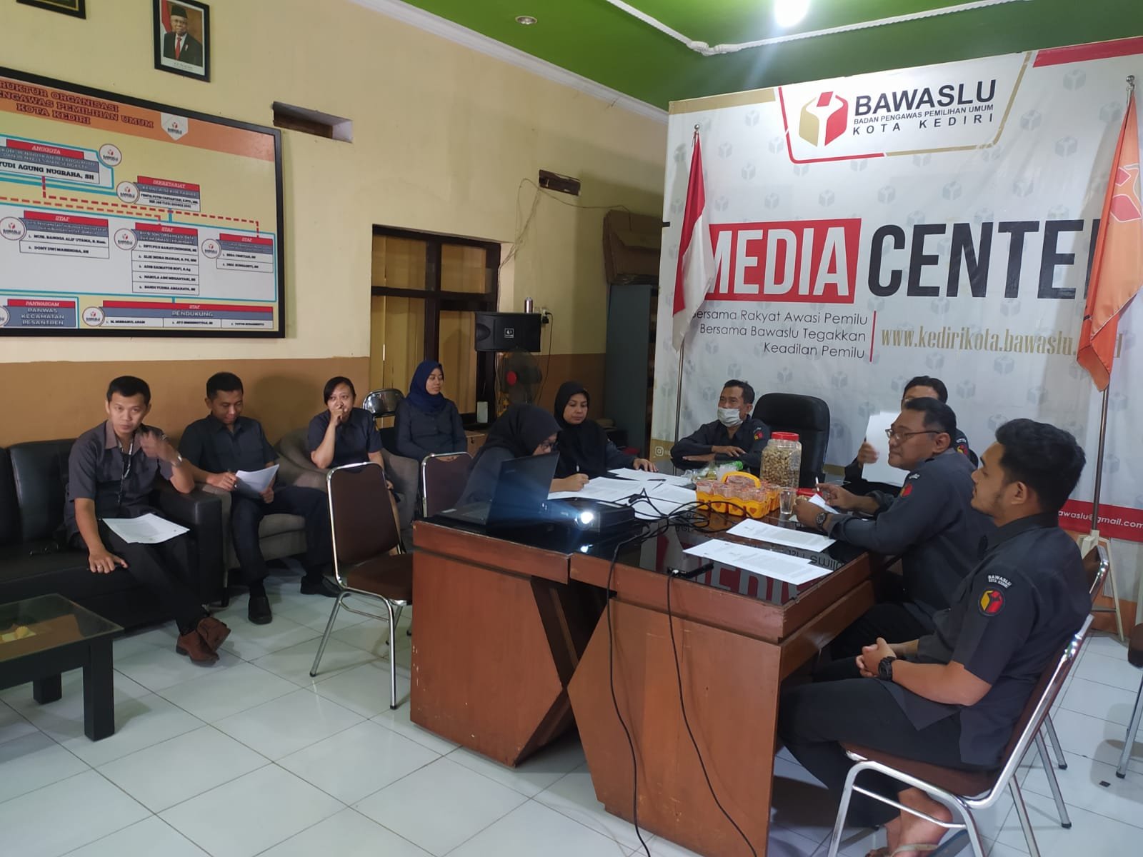 Rapat Internal Pengawasan Pendaftaran Verifikasi Partai Politik Peserta Pemilu tahun 2024