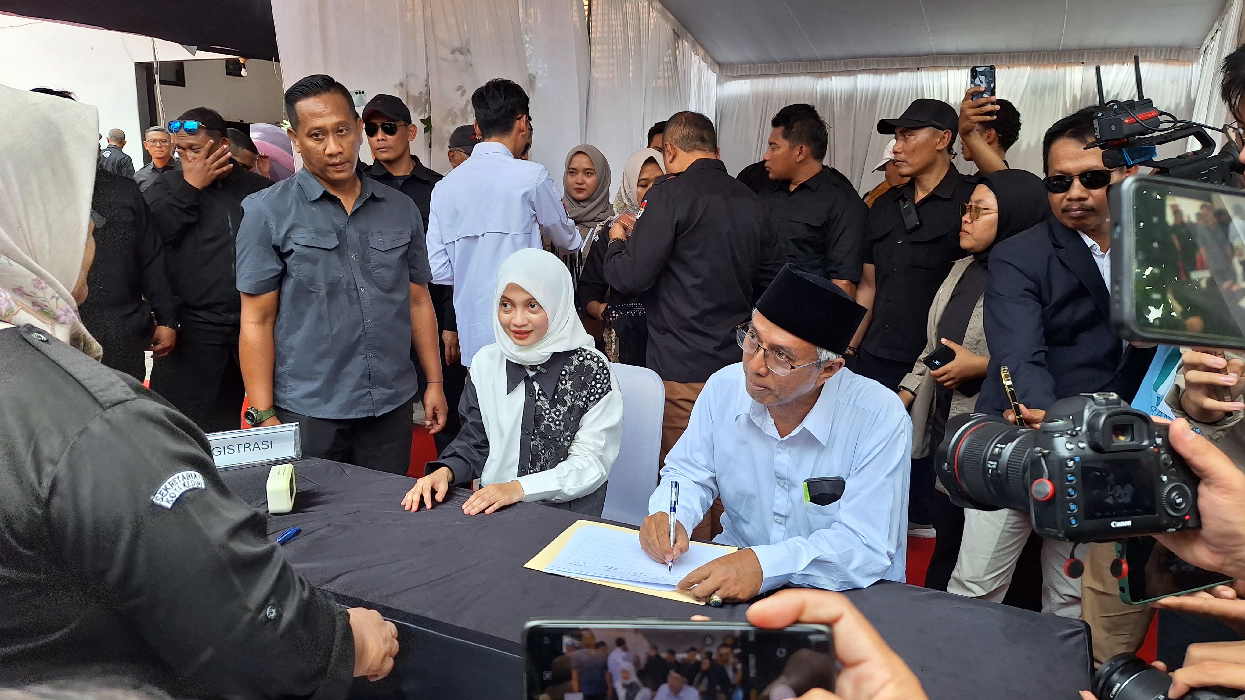 Pengawasan Pendaftaran Pencalonan Walikota Kediri