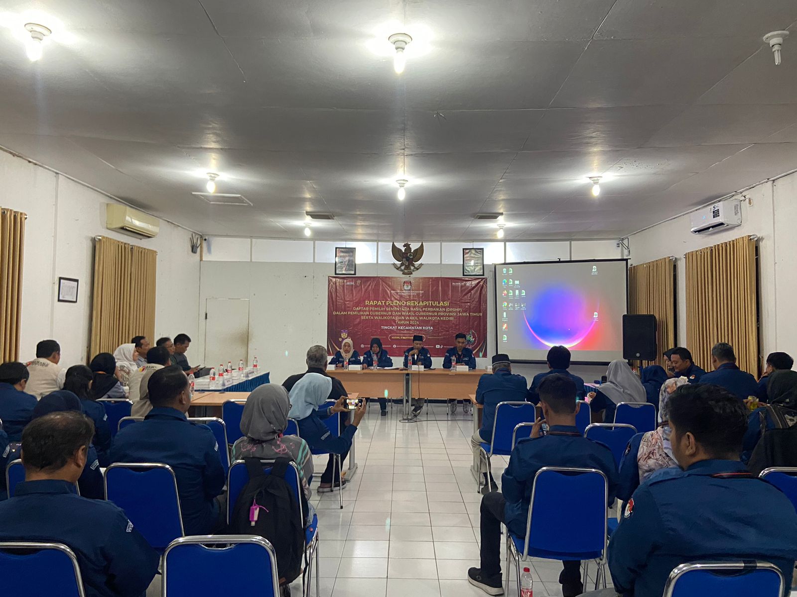 Pengawasan Melekat Pelaksanaan Rapat Pleno Rekapitulasi Daftar Pemilih Sementara Hasil Perbaikan Kecamatan Kota