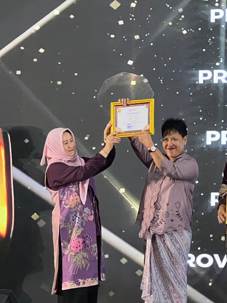 Pemberian Penghargaan Terbaik 1 Kategori Pengawasan 