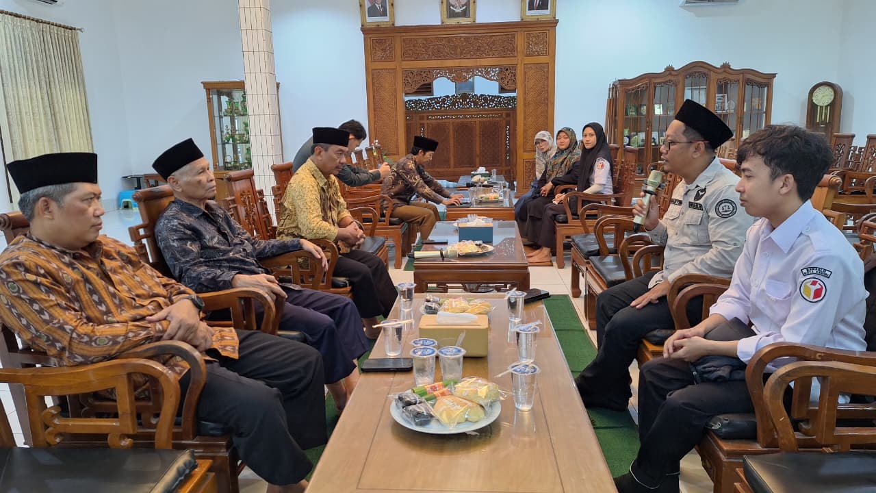 Koordinasi Bawaslu Kota Kediri dengan Ponpes Wali Barokah Kediri