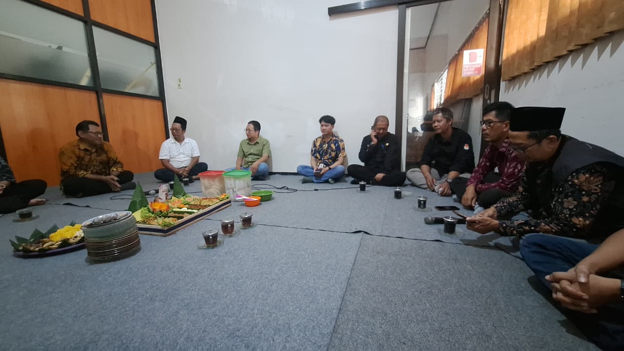 Halal Bi Halal dan Tasyakuran HUT Ke 18 Bawaslu