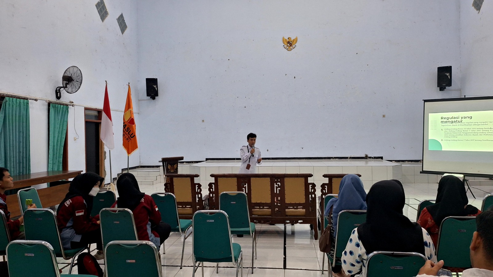Adik Haryanto Bimtek di Kleurahan Betet 06 Mei 2026