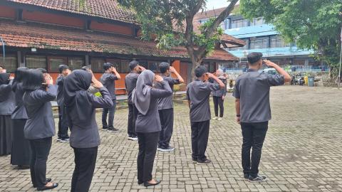 Pelaksanaan Apel 5 Januari 2025