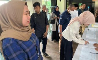 Pengawasan Melekat Pelaksanaan Tes Kesehatan Bapaslon Walikota dan Wakil Kota Kediri