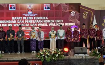 Pengundian Dan Penetapan Nomor Urut Paslon Calon Walikota Dan Wakil Walikota Kediri Tahun 2024