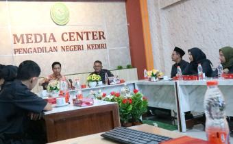 Kolaborasi Pelatihan Peningkatan Kapasitas SDM Bawaslu Kota Kediri dalam Proses Penyelesaian Sengketa Pemilu