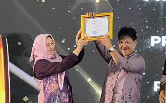 Pemberian Penghargaan Terbaik 1 Kategori Pengawasan 